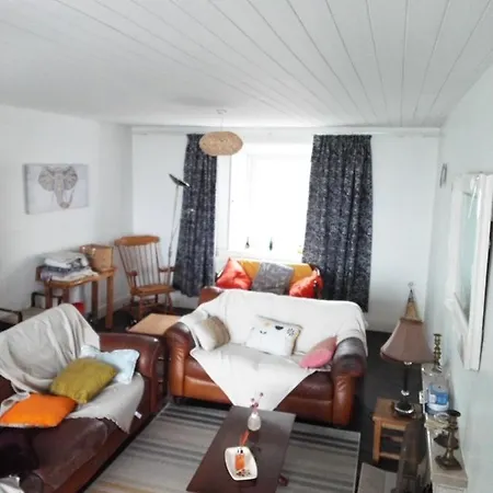 The Boathouse Lodge *